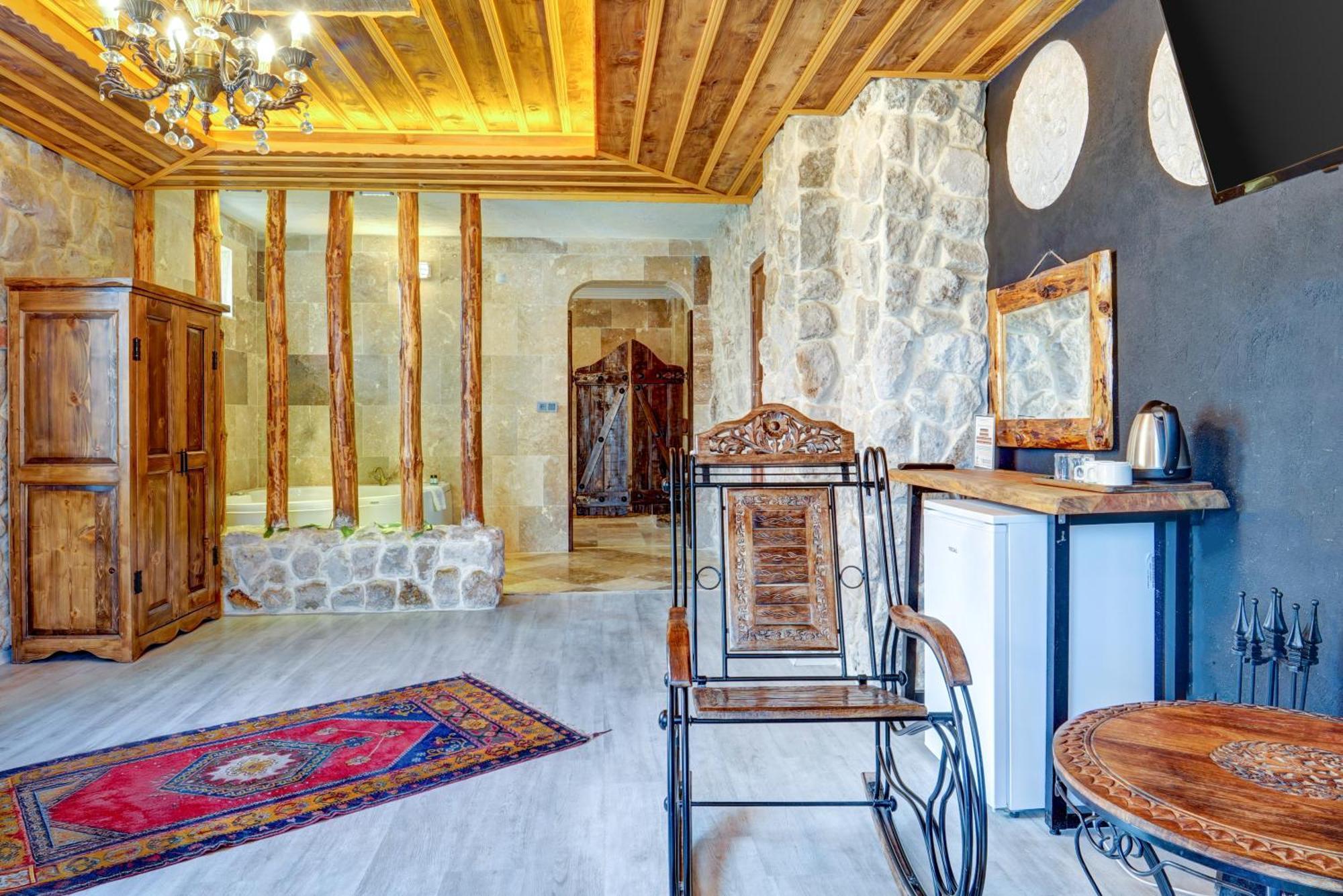 فندق Moonlight Of Cappadocia أُتْشيسار المظهر الخارجي الصورة