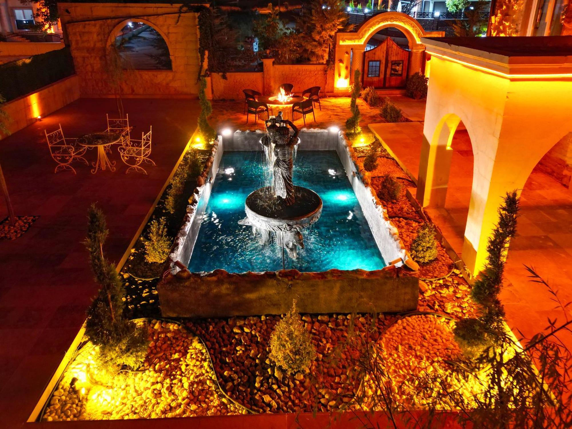 فندق Moonlight Of Cappadocia أُتْشيسار المظهر الخارجي الصورة